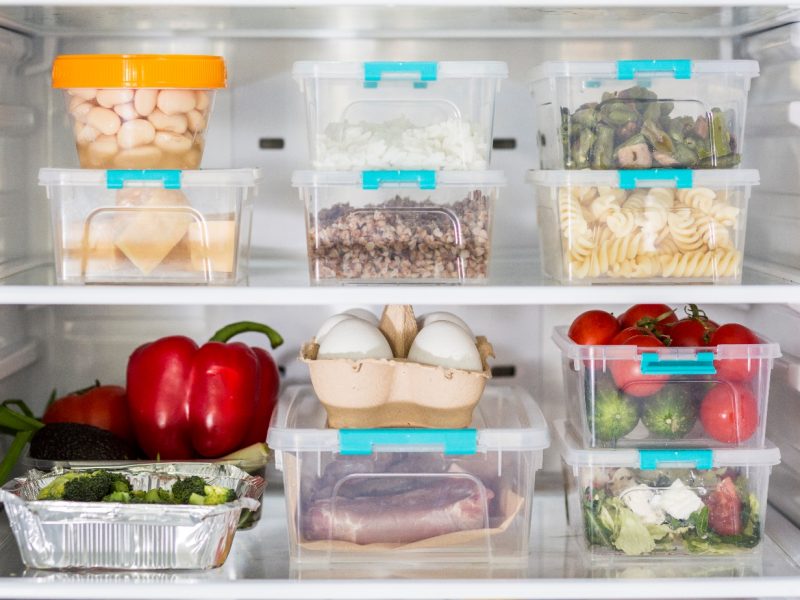 Czy przechowywanie żywności w plastikowych pojemnikach na żywność jest bezpieczne?
