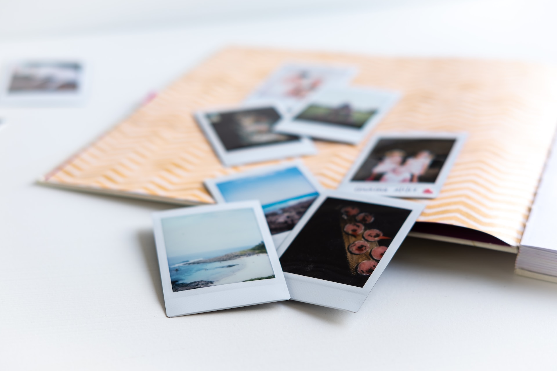 Jak przechowywać zdjęcia papierowe?